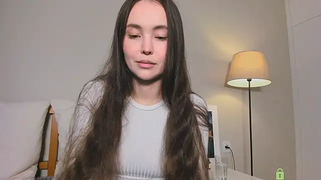 kittyphoria online show from October 18, 6:58 am