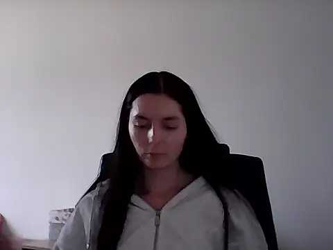 Snapshot of Fufella chatting on October 31, 11:33 am Fufella online show from October 31, 11:33 am