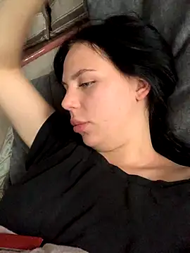 Snapshot of ksenia123 chatting on October 28, 6:28 am ksenia123 online show from October 28, 6:28 am