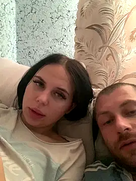 Snapshot of ksenia123 chatting on November 17, 7:36 am ksenia123 online show from November 17, 7:36 am