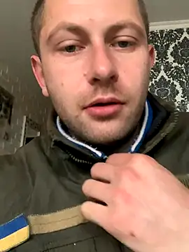 Snapshot of ksenia123 chatting on November 20, 8:47 am ksenia123 online show from November 20, 8:47 am