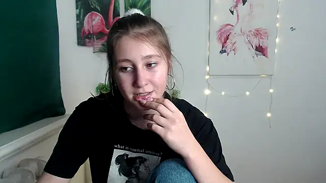 Milka kamila online show from October 29, 1:46 pm