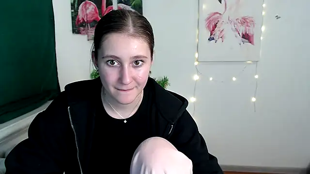 Milka kamila online show from November 13, 3:55 pm