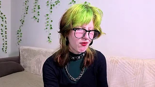 Snapshot of KandraCruser chatting on September 18, 7:27 pm KandraCruser online show from September 18, 7:27 pm