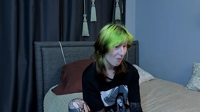 Snapshot of KandraCruser chatting on September 26, 8:13 pm KandraCruser online show from September 26, 8:13 pm