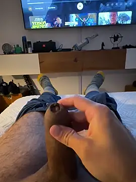 andres52720 online show from February 5, 2:05 am