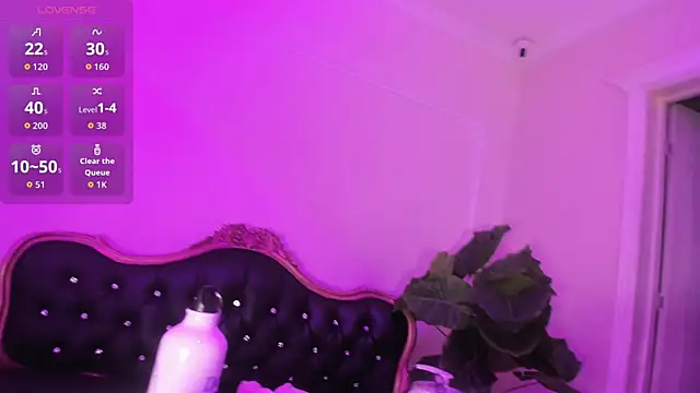 SophiaBloss online show from November 16, 4:18 am