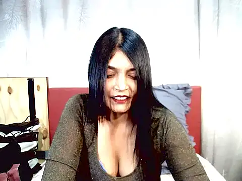Snapshot of IndianAlisha chatting on November 29, 6:33 pm IndianAlisha online show from November 29, 6:33 pm