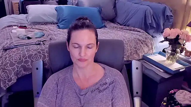 ninajaymes online show from January 24, 7:07 pm