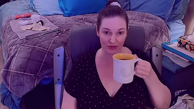 ninajaymes online show from February 21, 7:45 am