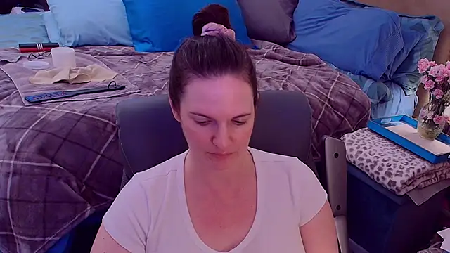 ninajaymes online show from September 18, 8:55 pm