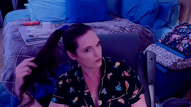 ninajaymes online show from April 30, 10:14 pm