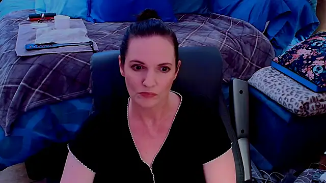 Snapshot of ninajaymes chatting on July 6, 7:05 pm ninajaymes online show from July 6, 7:05 pm