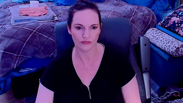 Snapshot of ninajaymes chatting on July 18, 8:34 pm ninajaymes online show from July 18, 8:34 pm