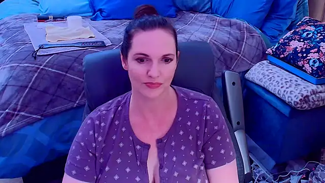 Snapshot of ninajaymes chatting on July 24, 10:41 pm ninajaymes online show from July 24, 10:41 pm