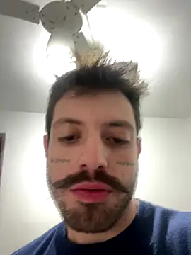 Snapshot of Luccaskonig chatting on September 15, 10:37 am Luccaskonig online show from September 15, 10:37 am