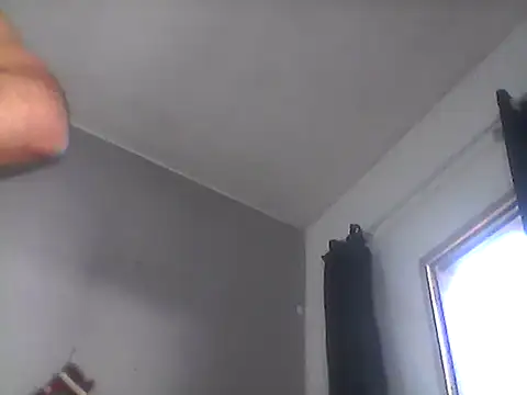 Snapshot of Luccaskonig chatting on December 14, 6:23 pm Luccaskonig online show from December 14, 6:23 pm