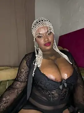 QUEEN NOBUHLE 777 online show from June 5, 11:43 pm
