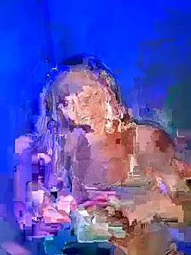 Snapshot of Goldenndoll chatting on August 5, 3:42 am Goldenndoll online show from August 5, 3:42 am