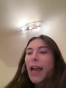 SophiiaStarr online show from January 17, 7:39 pm