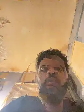 MRFreakBoi online show from October 12, 5:28 am