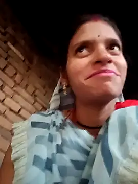 Snapshot of Punam_jindal chatting on April 7, 12:38 pm Punam jindal online show from April 7, 12:38 pm