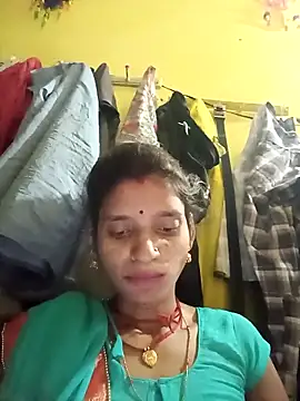 Snapshot of Punam_jindal chatting on May 12, 12:41 am Punam jindal online show from May 12, 12:41 am