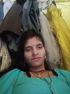 Snapshot of Punam_jindal chatting on May 22, 7:04 am Punam jindal online show from May 22, 7:04 am