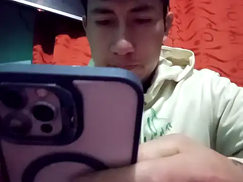 True Di online show from September 29, 12:27 am