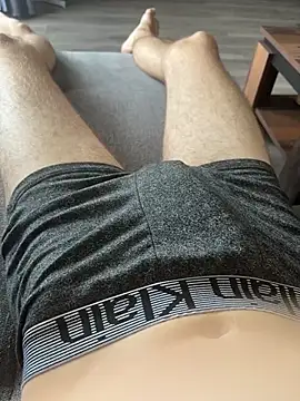 Snapshot of horny_boy_q chatting on July 17, 12:01 pm horny boy q online show from July 17, 12:01 pm