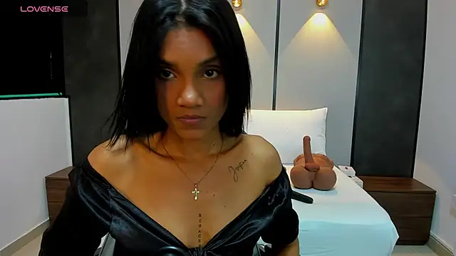 Snapshot of alanapark07 chatting on September 15, 7:14 pm alanapark07 online show from September 15, 7:14 pm