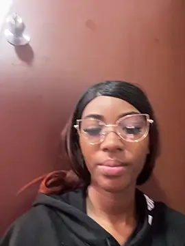 Snapshot of MarianRosse chatting on December 20, 8:16 pm MarianRosse online show from December 20, 8:16 pm