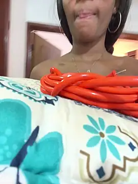 Snapshot of MarianRosse chatting on January 12, 7:30 pm MarianRosse online show from January 12, 7:30 pm