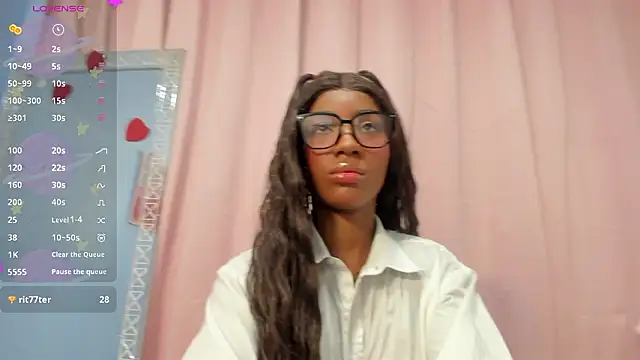 Snapshot of MarianRosse chatting on March 15, 5:35 am MarianRosse online show from March 15, 5:35 am