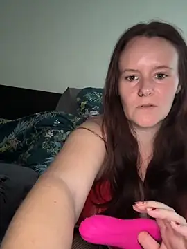 Snapshot of marialuna88 chatting on November 2, 12:07 pm marialuna88 online show from November 2, 12:07 pm