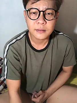Snapshot of datnguyenvn chatting on April 16, 5:58 pm datnguyenvn online show from April 16, 5:58 pm