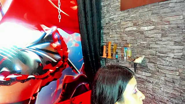 Snapshot of NaomyAngel chatting on November 6, 11:44 am NaomyAngel online show from November 6, 11:44 am