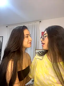 Sweet and Rous0 online show from October 4, 4:21 am