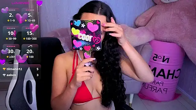bella vibess s online show from April 29, 5:30 pm