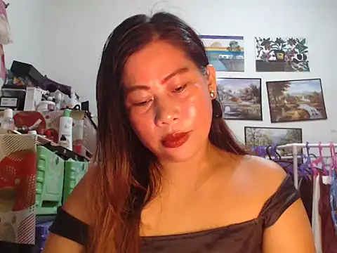 filipina beauty online show from December 5, 6:37 pm