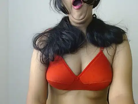 priya 022 online show from October 1, 3:45 am