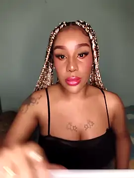 Queen Amara online show from September 26, 2:04 am