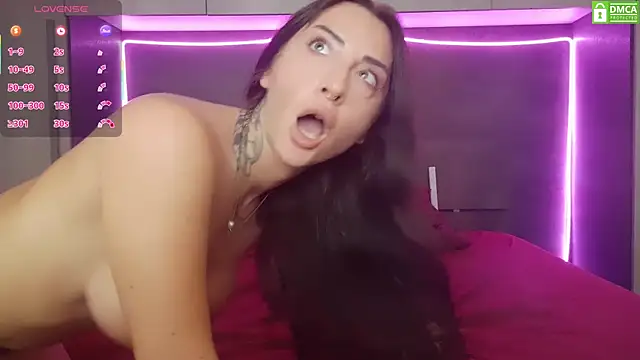 nikkaanderic online show from September 16, 2:29 pm