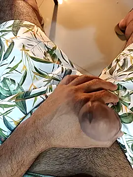 Gallo001 online show from December 23, 1:14 am