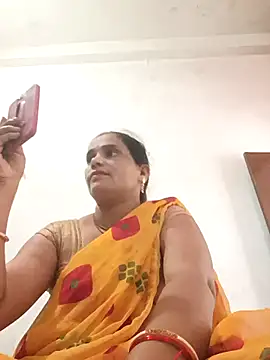 Hot-kal93 online show from September 18, 6:37 am