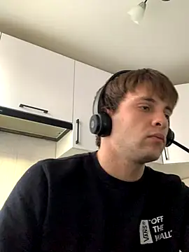 Kit Kat01 online show from November 14, 1:32 pm