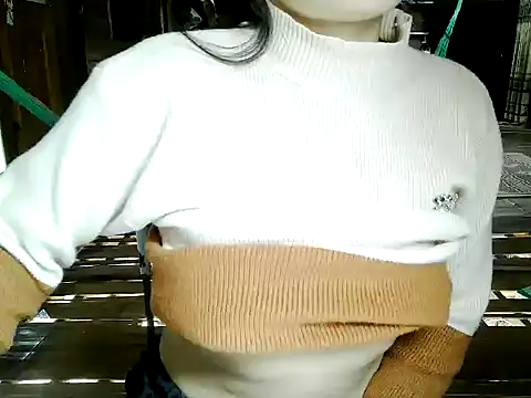 SuhyoCii online show from December 2, 2:06 am