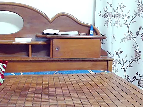 Snapshot of Ami_8x chatting on October 6, 3:31 pm Ami 8x online show from October 6, 3:31 pm