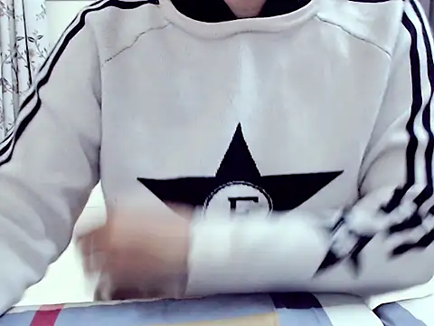 Ami 8x online show from December 4, 10:29 pm