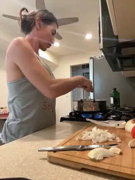 Snapshot of NurseStephania chatting on September 17, 6:53 pm NurseStephania online show from September 17, 6:53 pm